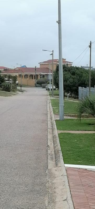 6 Bedroom Property for Sale in Reebok Western Cape